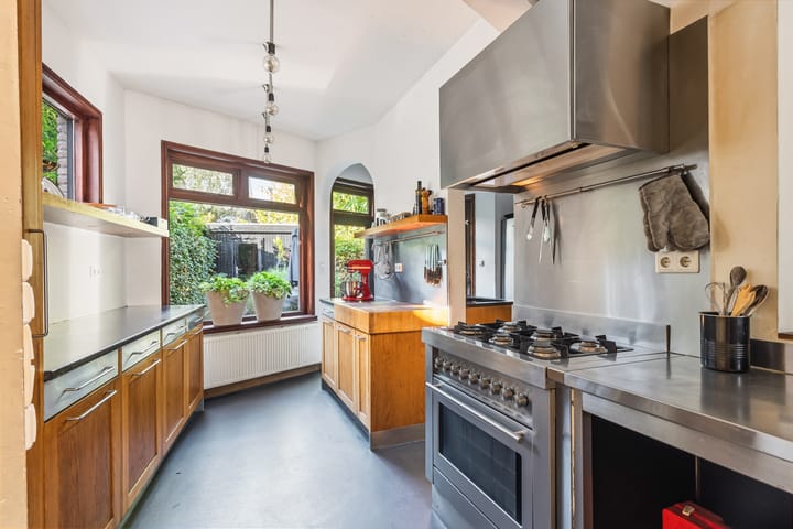 Hoekwoning te koop: Prins Hendrikstraat 14, Breda