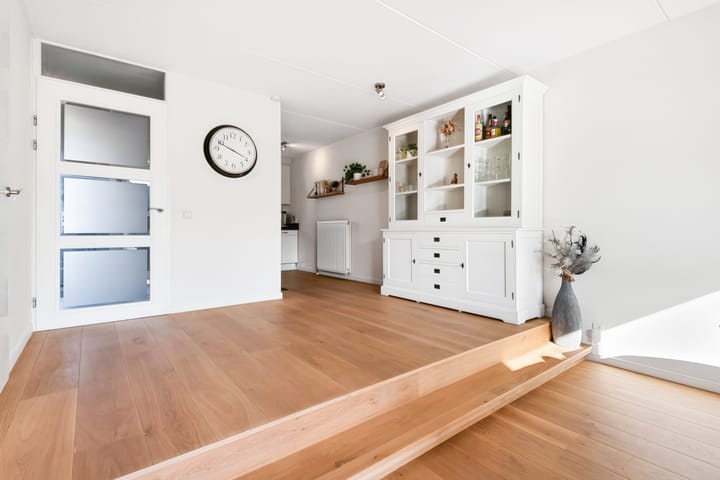 Tussenwoning te koop: Bebopdreef 8, Harderwijk