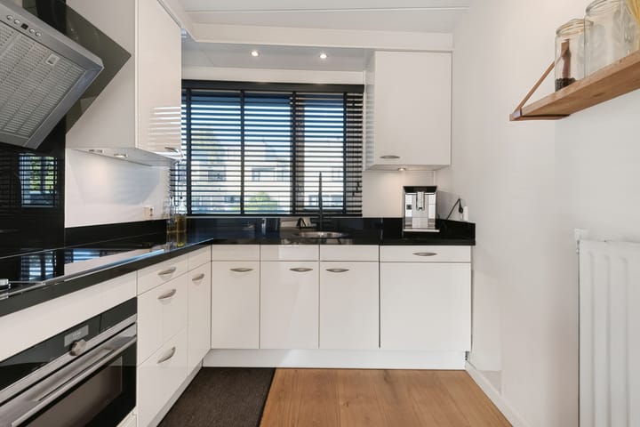 Tussenwoning te koop: Bebopdreef 8, Harderwijk