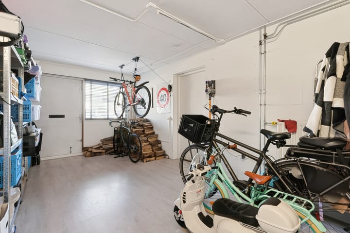Tussenwoning te koop: Bebopdreef 8, Harderwijk