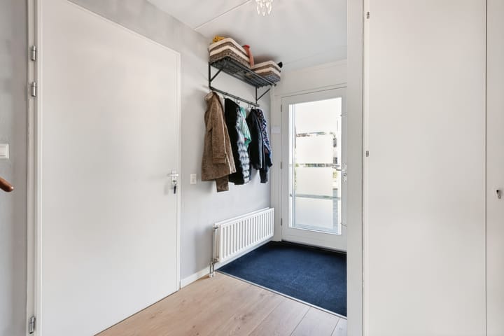 Tussenwoning te koop: Bebopdreef 8, Harderwijk