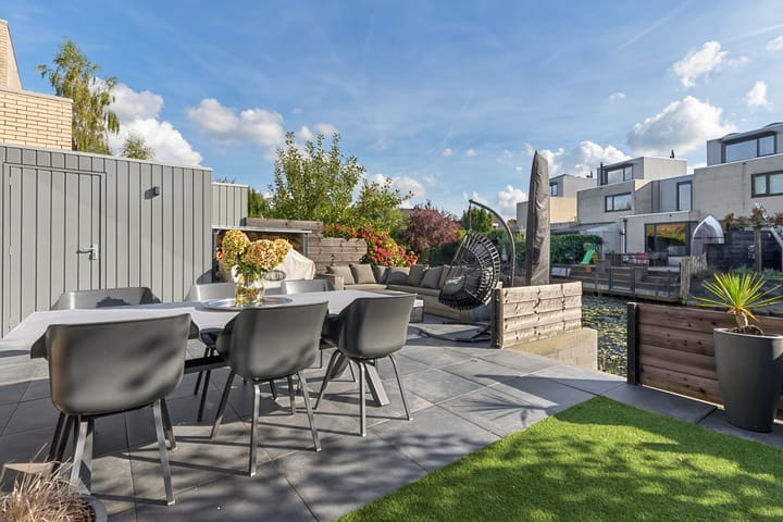 Tussenwoning te koop: Bebopdreef 8, Harderwijk