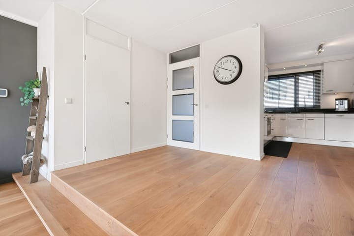 Tussenwoning te koop: Bebopdreef 8, Harderwijk