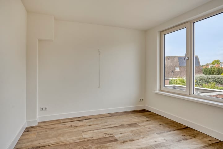 Tussenwoning te koop: Scholtinkstraat 220, Losser