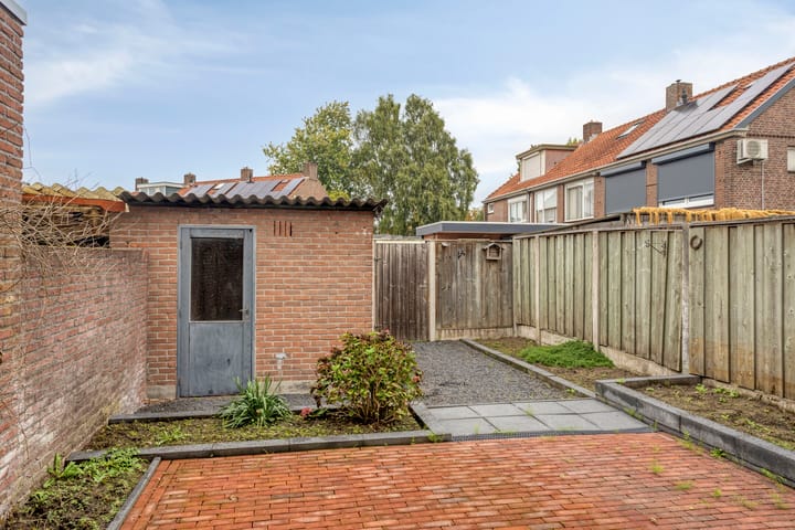 Tussenwoning te koop: Scholtinkstraat 220, Losser