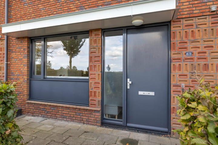 Tussenwoning te koop: Meerval 63, Schagen