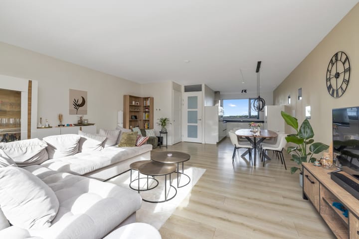 Tussenwoning te koop: Meerval 63, Schagen