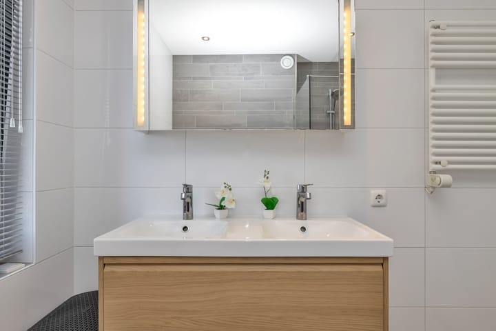 Tussenwoning te koop: Meerval 63, Schagen