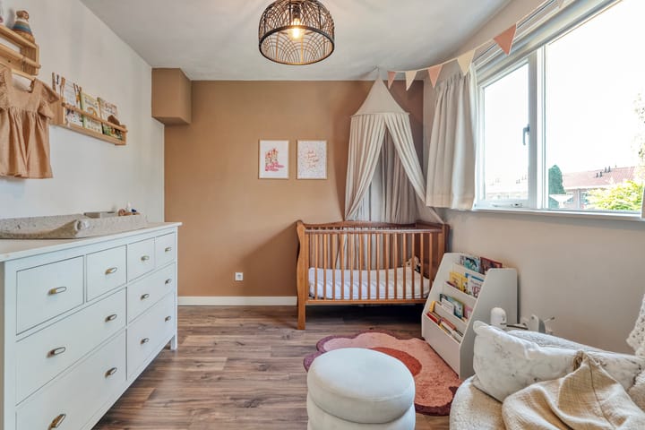 Tussenwoning te koop: Willem Barentszstraat 37, Zwolle