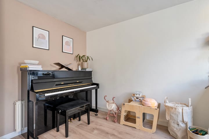 Tussenwoning te koop: Willem Barentszstraat 37, Zwolle