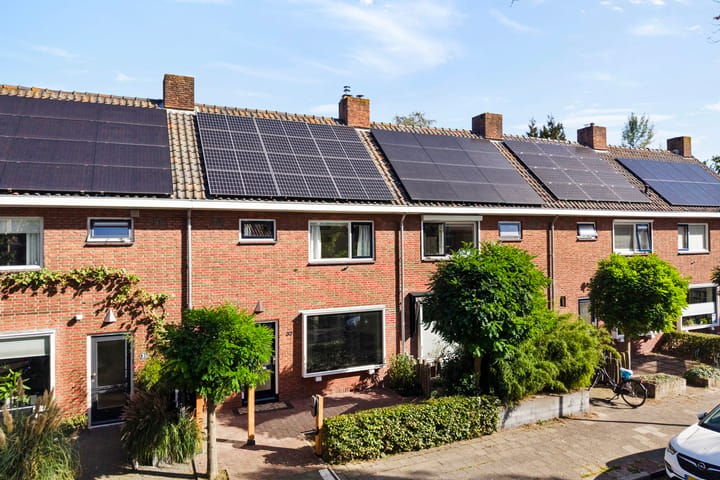 Tussenwoning te koop: Willem Barentszstraat 37, Zwolle
