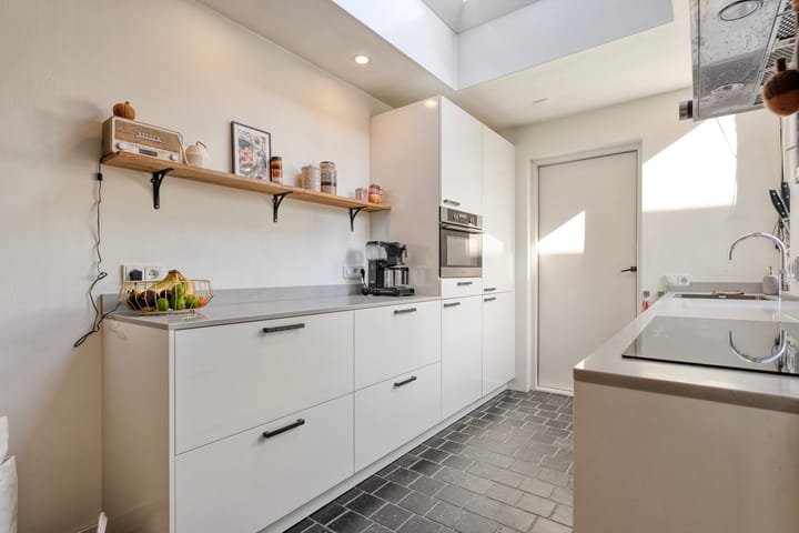 Tussenwoning te koop: Willem Barentszstraat 37, Zwolle