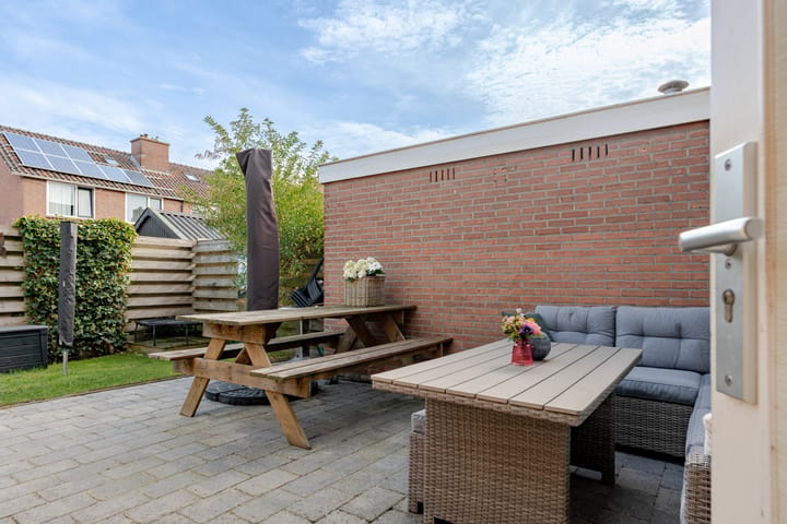 Hoekwoning te koop: De Helling 5, Gorredijk