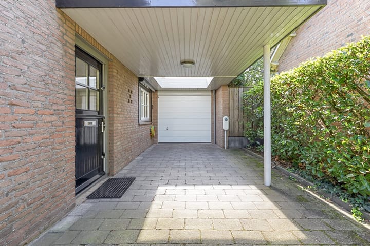 Vrijstaande woning te koop: Kerkstraat 10, Dongen