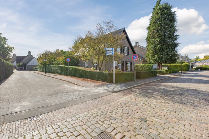 Vrijstaande woning te koop: Kerkstraat 10, Dongen