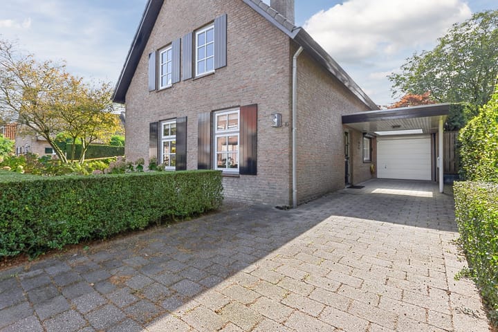 Vrijstaande woning te koop: Kerkstraat 10, Dongen