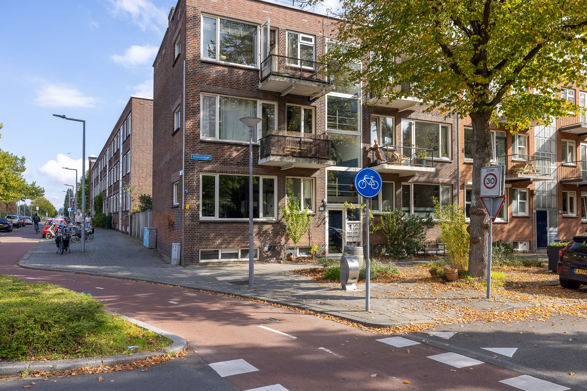 Foto 6 van Vroesenlaan 1-A