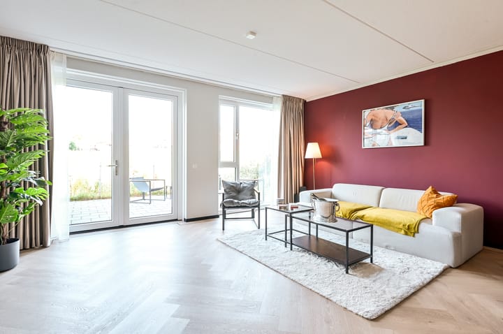 Twee-onder-één-kap te koop: Houtwal 25, Lelystad