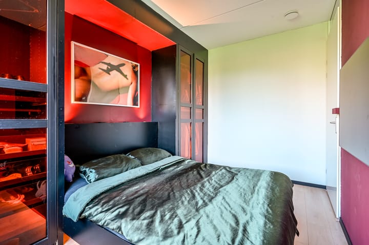 Twee-onder-één-kap te koop: Houtwal 25, Lelystad