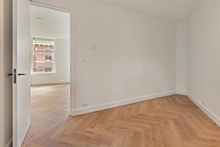 Appartement te koop: Brederodestraat 100-2, Amsterdam