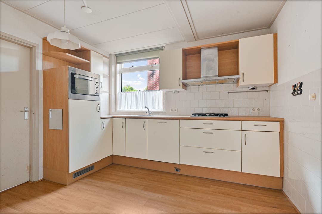 Photo 8 of Schoolstraat 16