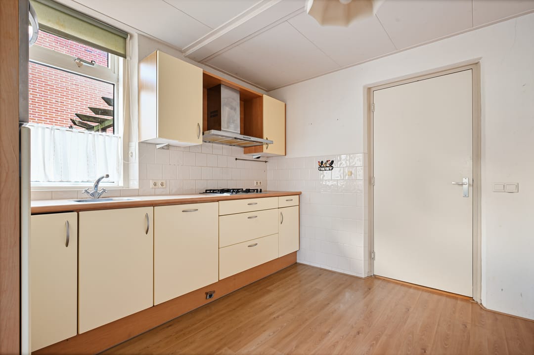 Photo 7 of Schoolstraat 16