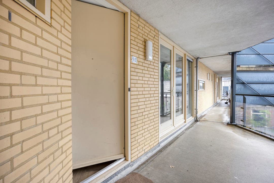 Photo 8 of Concordiastraat 19-B3