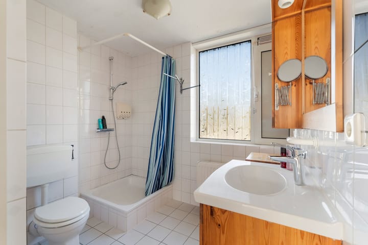 Tussenwoning te koop: Groenewater 5, Zoetermeer