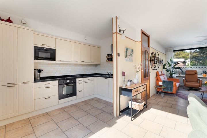 Tussenwoning te koop: Groenewater 5, Zoetermeer