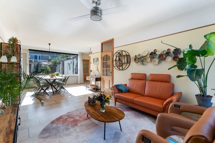 Tussenwoning te koop: Groenewater 5, Zoetermeer