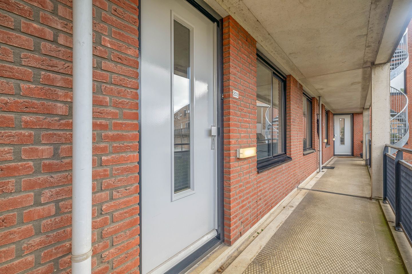 Foto 5 van Claes de Vrieselaan 203