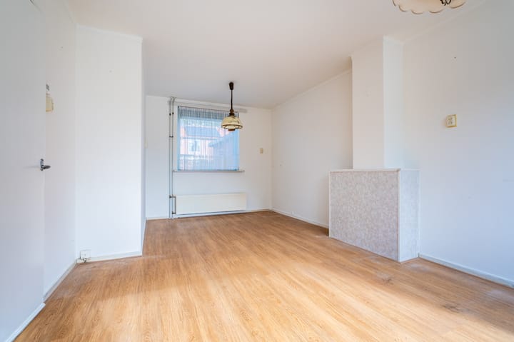Photo 4 of Jacob van Ruysdaelstraat 31