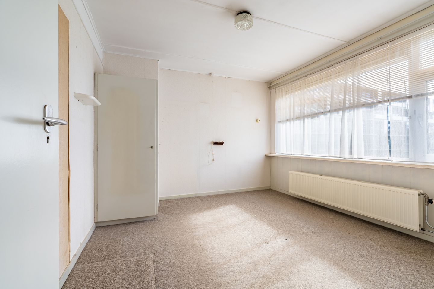 Photo 14 of Jacob van Ruysdaelstraat 31