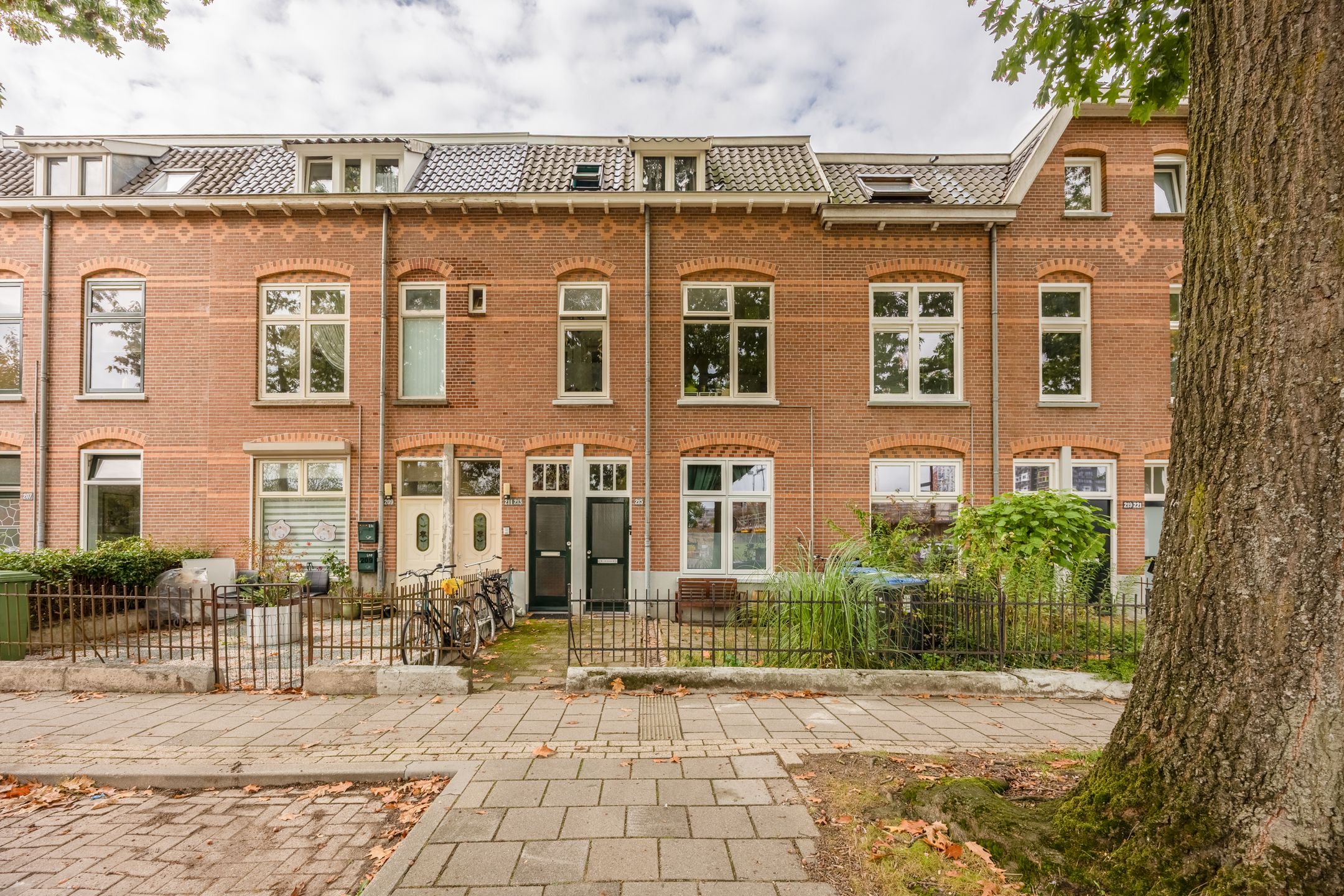 Koninginnelaan 215 