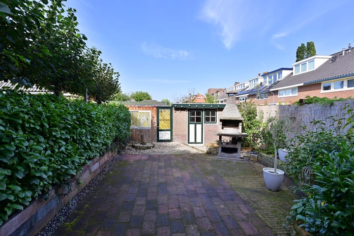 Tussenwoning te koop: H. Kamerlingh Onnesweg 33, Bussum