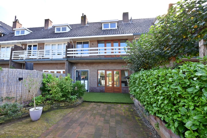 Tussenwoning te koop: H. Kamerlingh Onnesweg 33, Bussum