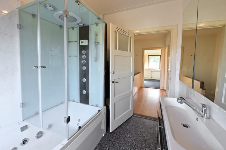 Tussenwoning te koop: H. Kamerlingh Onnesweg 33, Bussum