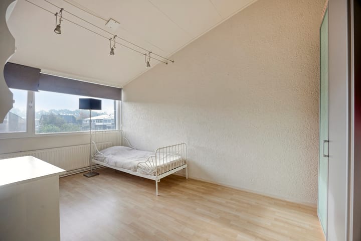 Tussenwoning te koop: 't Hoefje 25, Bruinisse