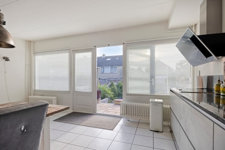 Tussenwoning te koop: 't Hoefje 25, Bruinisse