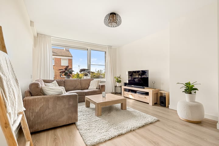 Appartement te koop: Delftlaan 305III, Haarlem