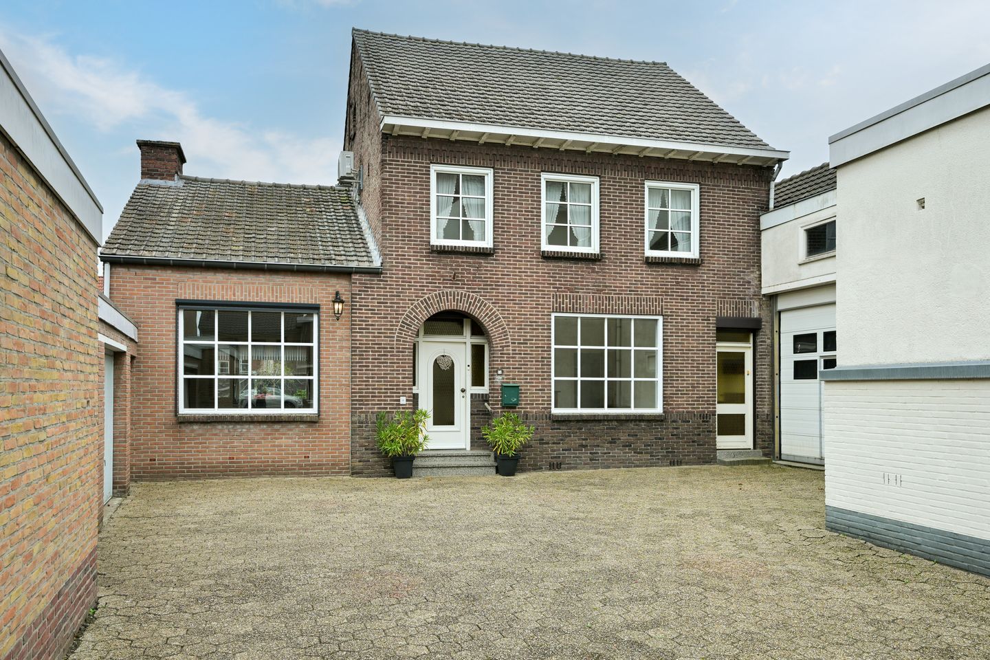 Foto 1 van Dorpstraat 51