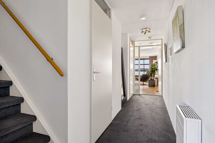 Appartement te koop: Koetsierbaan 381, Almere