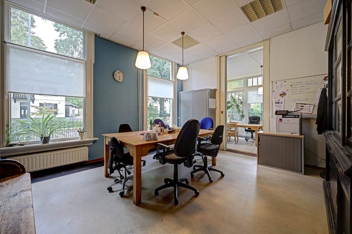 Vrijstaande woning te koop: Stationsweg 74, Ede