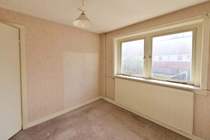 Tussenwoning te koop: Pelikaanstraat 4, Hilversum