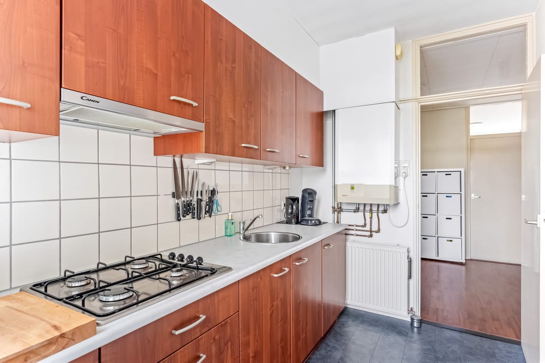 Photo 7 of Van Spilbergenstraat 11-C