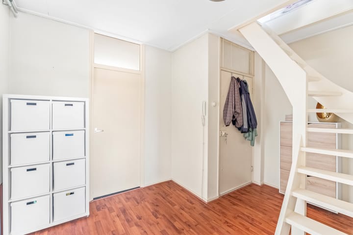 Photo 4 of Van Spilbergenstraat 11-C