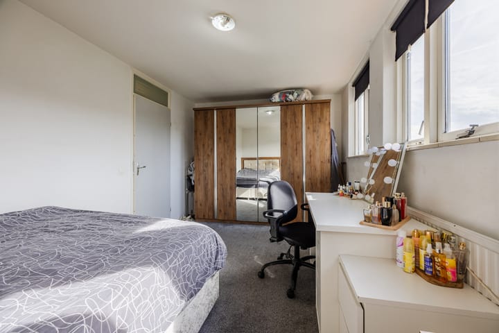 Hoekwoning te koop: Koperslager 16, Hellevoetsluis