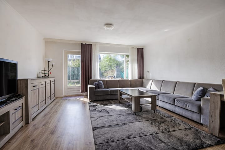 Hoekwoning te koop: Koperslager 16, Hellevoetsluis