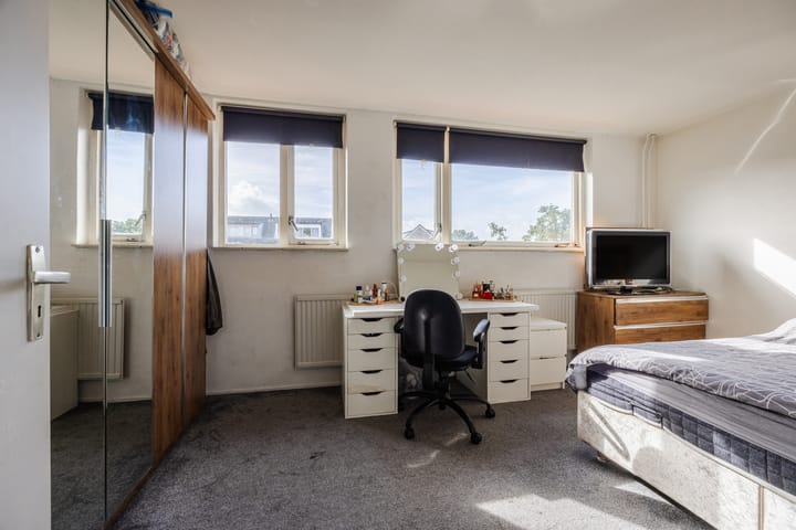 Hoekwoning te koop: Koperslager 16, Hellevoetsluis