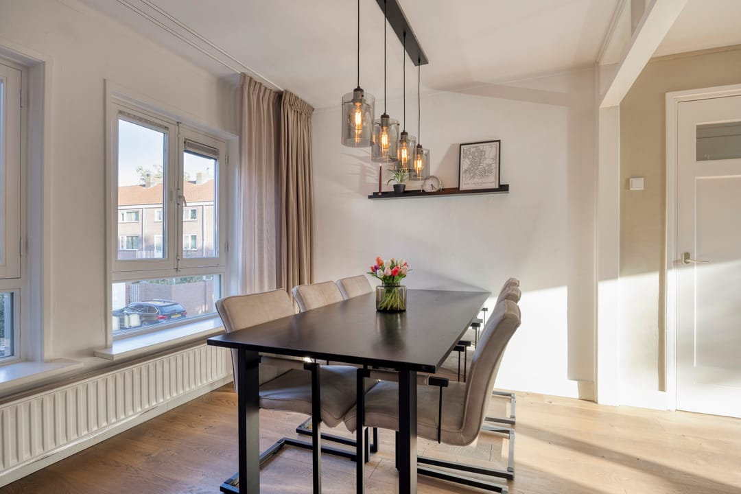 Photo 16 of St Leonardusstraat 98